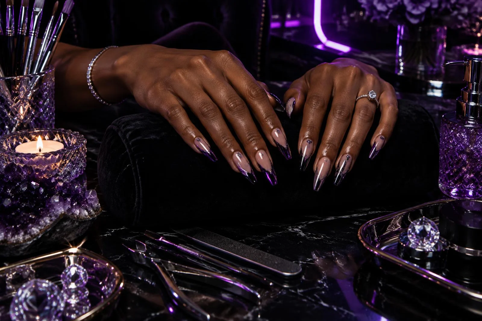 Illustrative the experience nail campaign